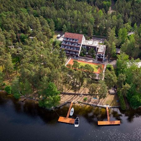 Hotel Hladina Nebrich ภายนอก รูปภาพ
