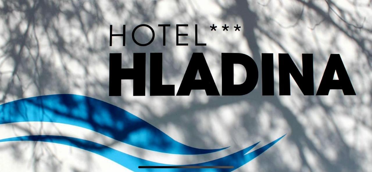 Hotel Hladina Nebrich ภายนอก รูปภาพ
