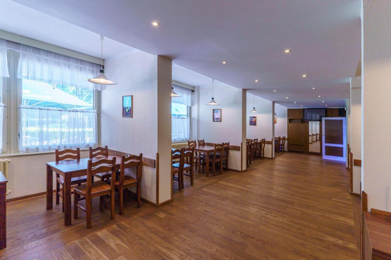 Hotel Hladina Nebrich ภายนอก รูปภาพ